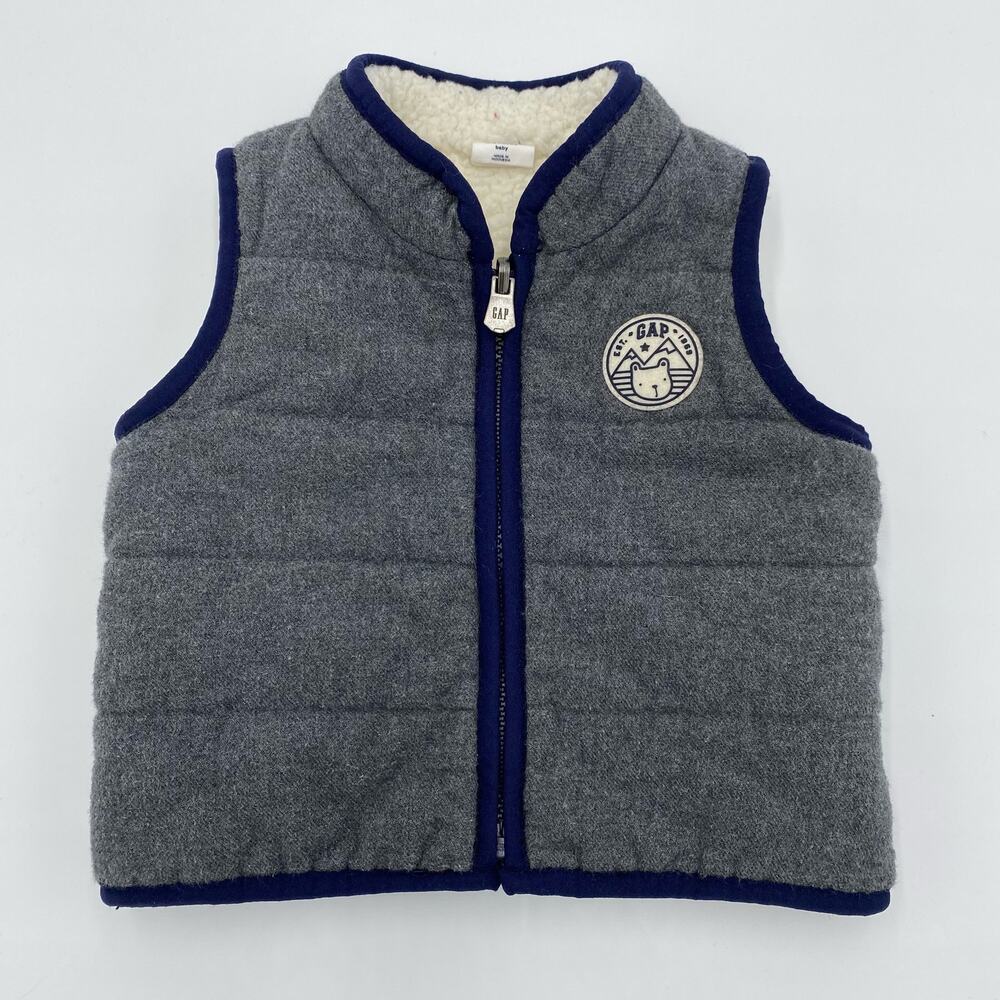 GAP Baby Boy Grey Sherpa Lined Full Zip Vest Size 0-6M